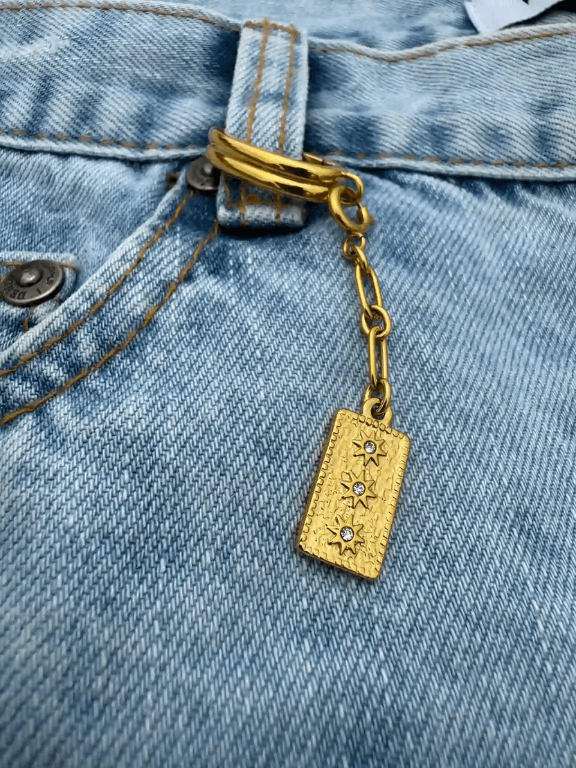 Asteria Charm – Gold Star Charm Pendant