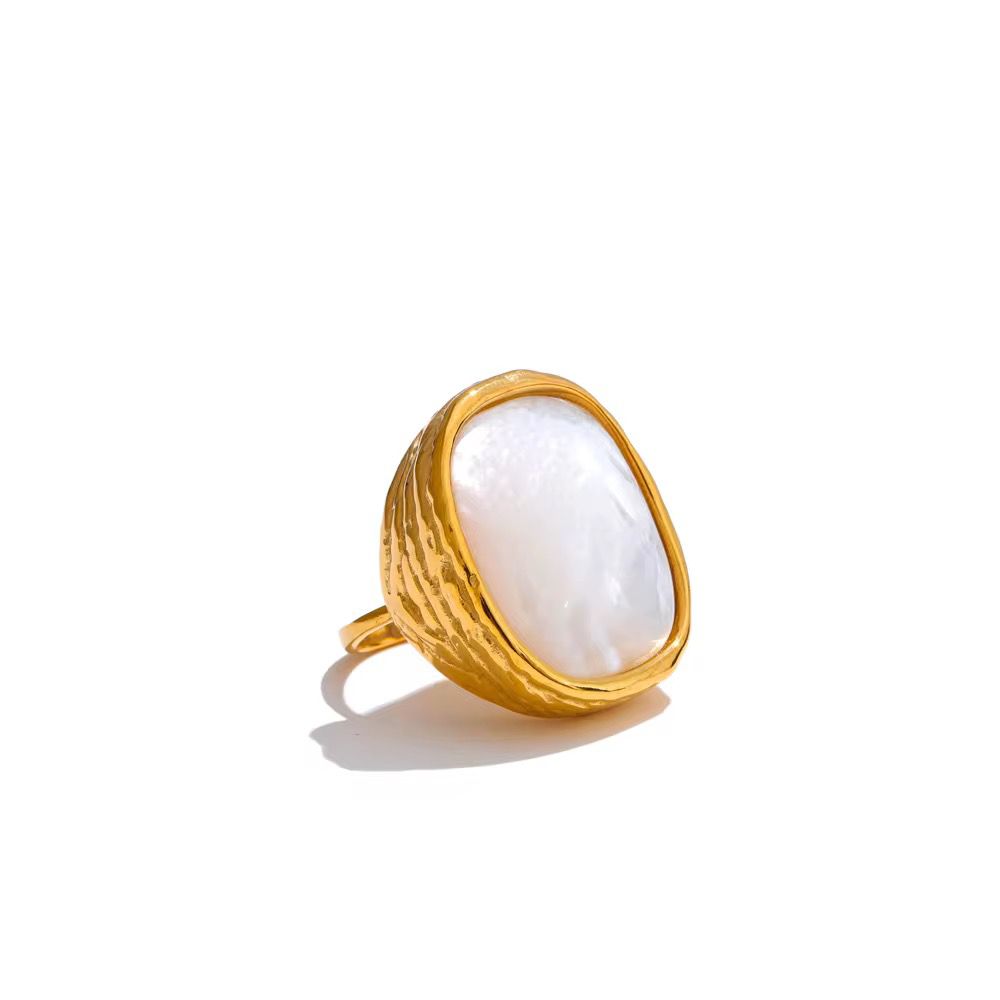 Cyprus Textured Oval Stone Ring – 18k Gold Plated